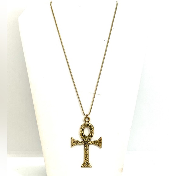 Egyptian Revival Ankh Necklace - Picture 3 of 6